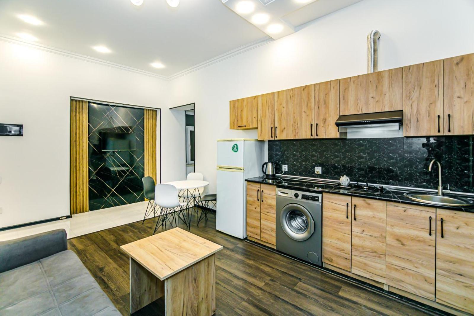 M Estate. 2 Room Home In Targovu Baku Zewnętrze zdjęcie