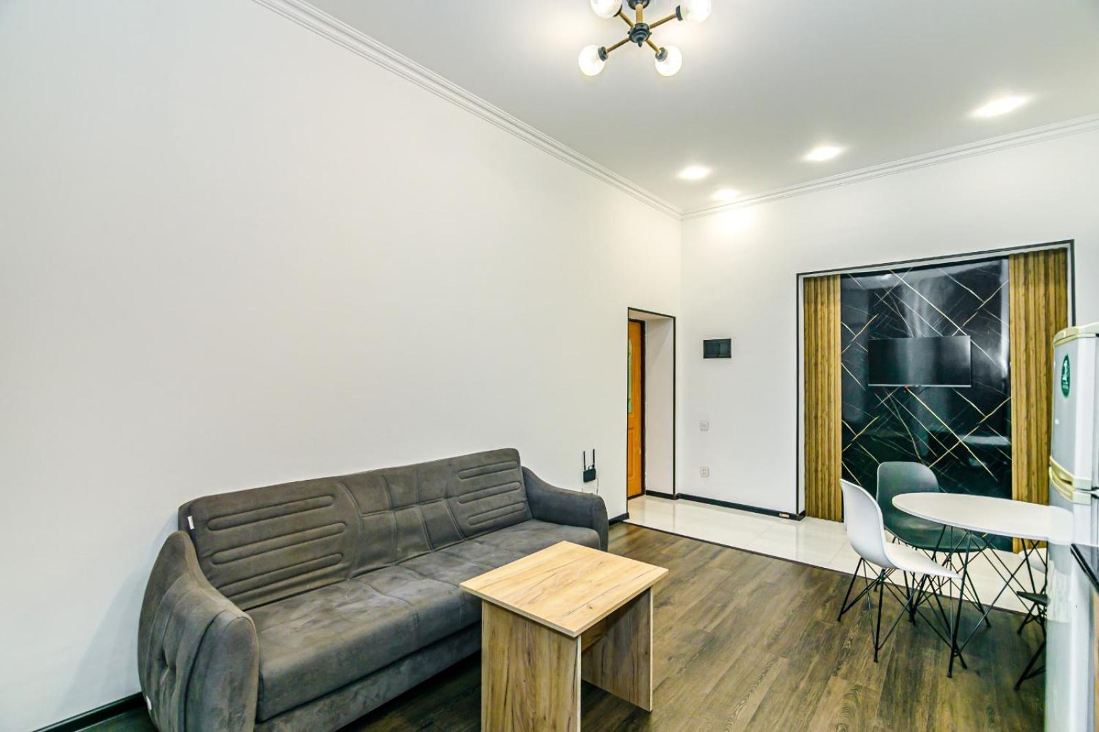 M Estate. 2 Room Home In Targovu Baku Zewnętrze zdjęcie